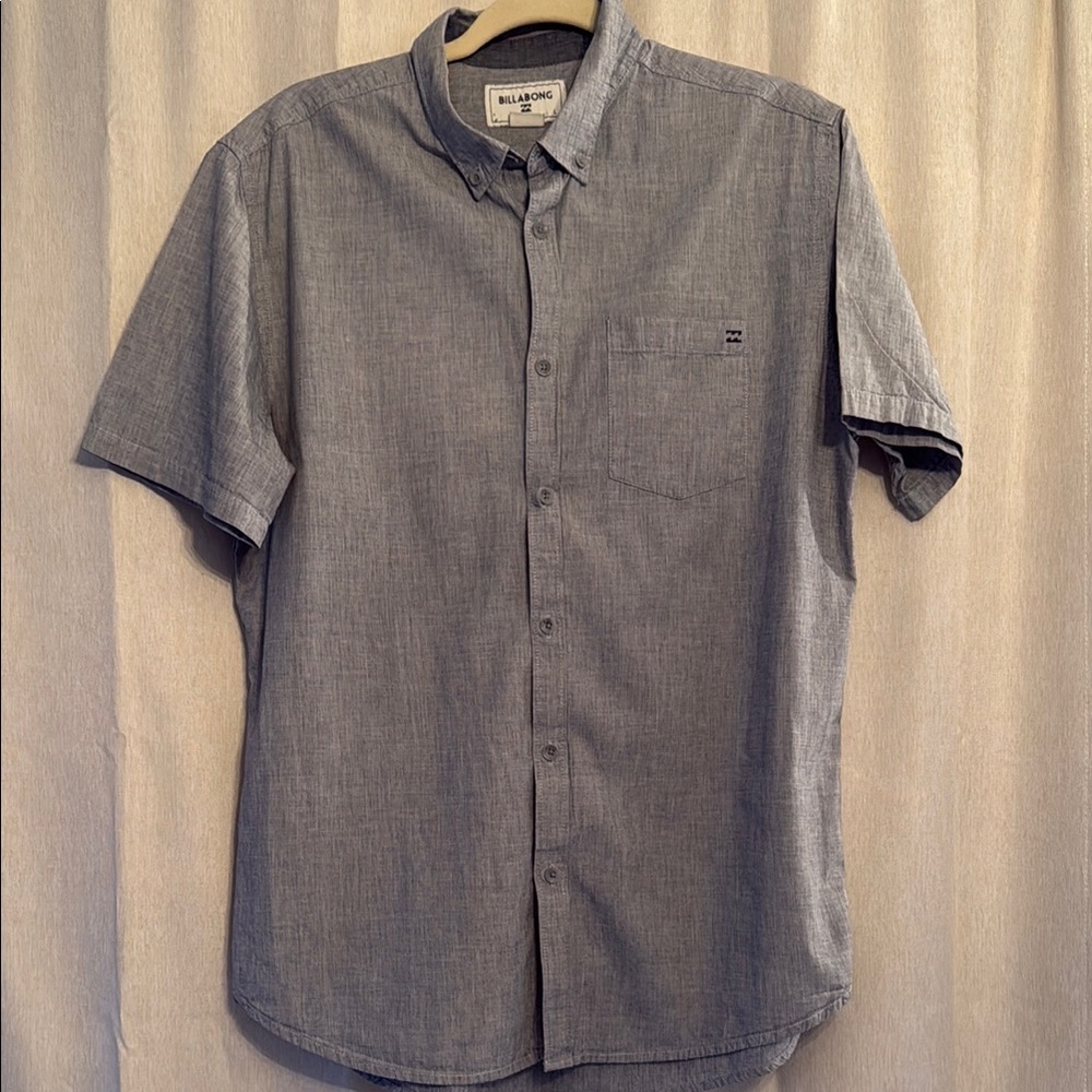 Billabong Men's Gray Shirt
